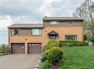 783 Lindsay Rd, Carnegie, PA 15106