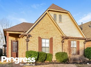 1941 Rochelle Ln, Cordova, TN 38016