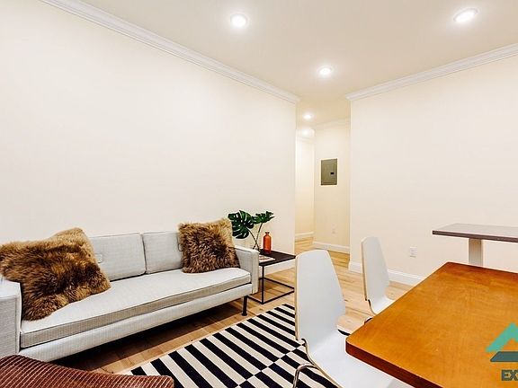 3rd image of 946 Bushwick Ave APT D6
