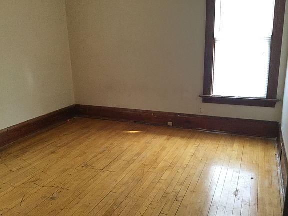 4th image of 2856-2858 N 37th St #2856