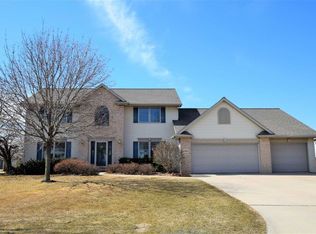 2500 Wandering Springs St, Green Bay, WI 54311