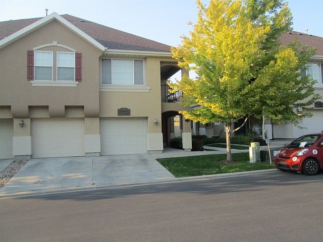 1st image of 1706 W 3180 N #H3