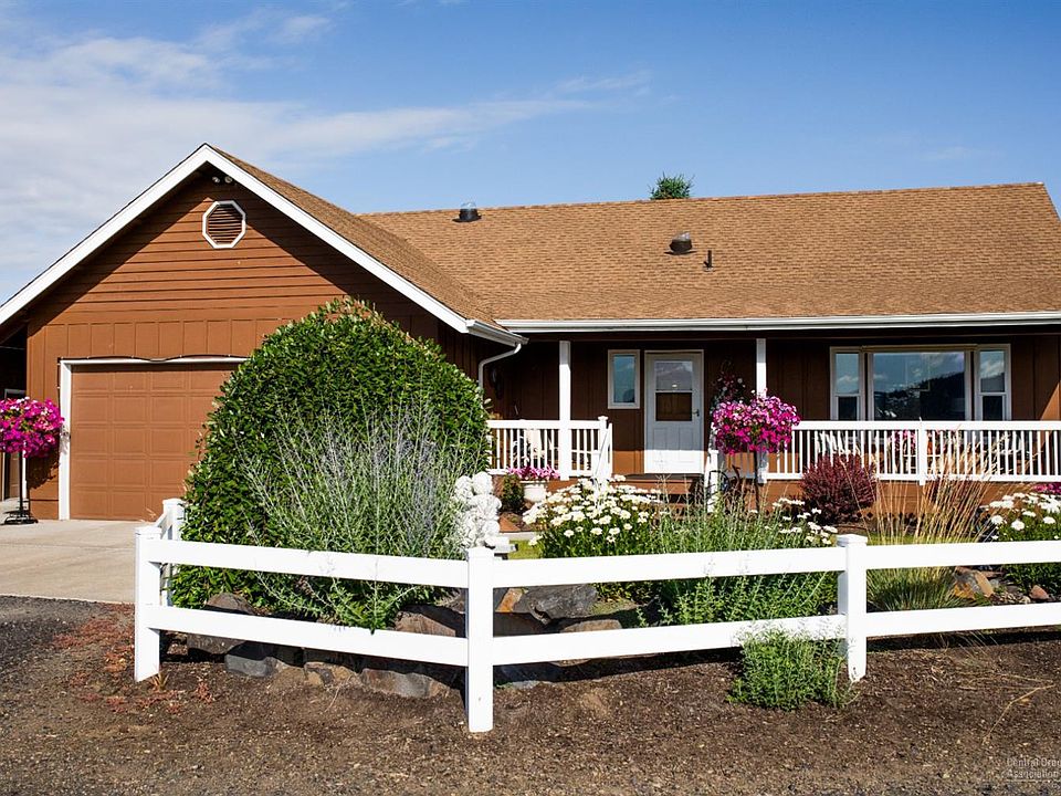 1st image of 2362 NE Quail Valley Dr