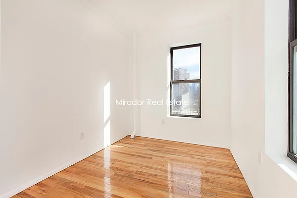 Rented by Mirador Real Estate | media 9