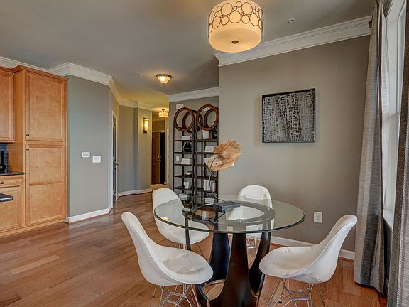 Inviting dining room