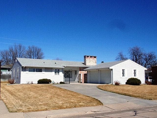 1st image of 2304 W Phoenix Ave