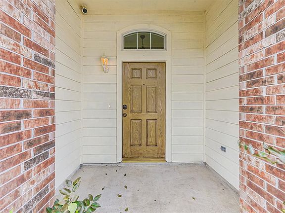 4th image of 2814 Lariat Canyon Ct