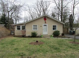 34 Julie Ln, Greenwood Lake, NY 10925