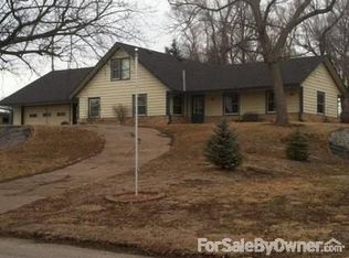 516 Tefft St, Avoca, NE 68307