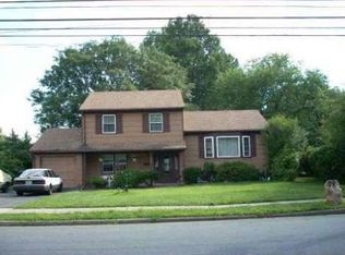 832 Hermann Rd, North Brunswick, NJ 08902