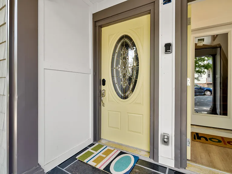 32 Munroe St #1 — Photo 22