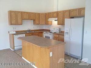 Light n Bright Open Kitchen