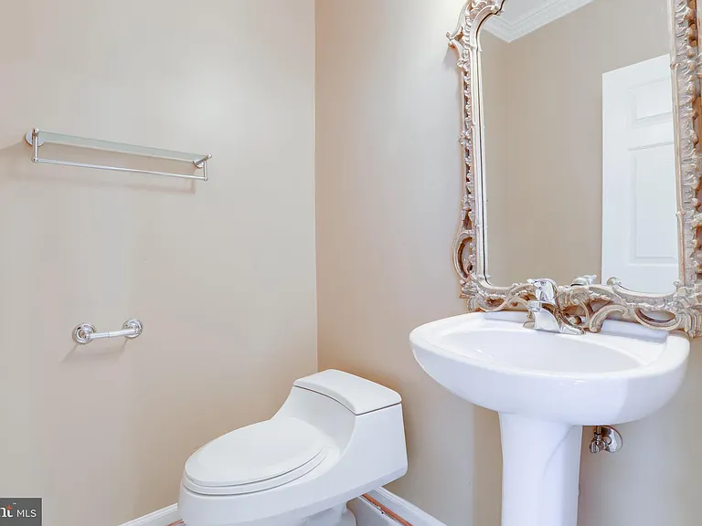 8482 Hallie Rose St — Photo 21