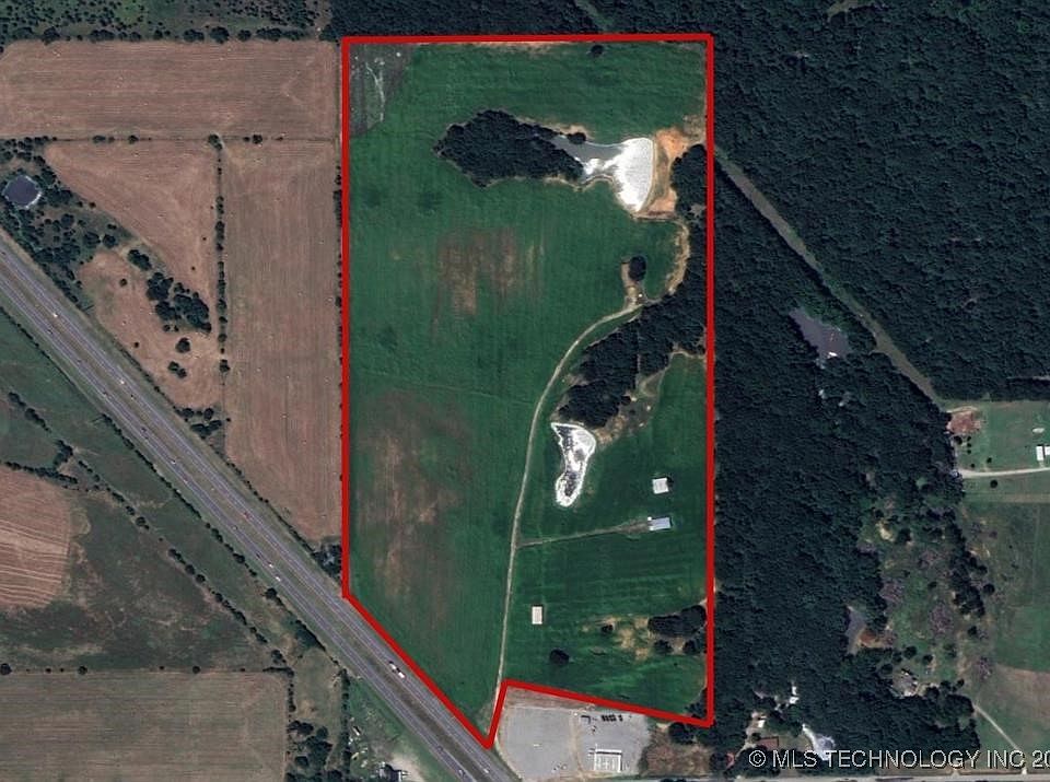 2nd image of 395 Platter Cutoff Rd