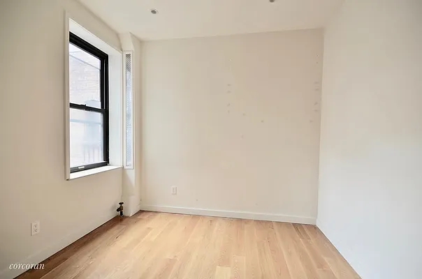 Rented by Corcoran | media 23