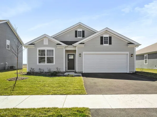 837 Plateau Dr, Pingree Grove, IL 60140