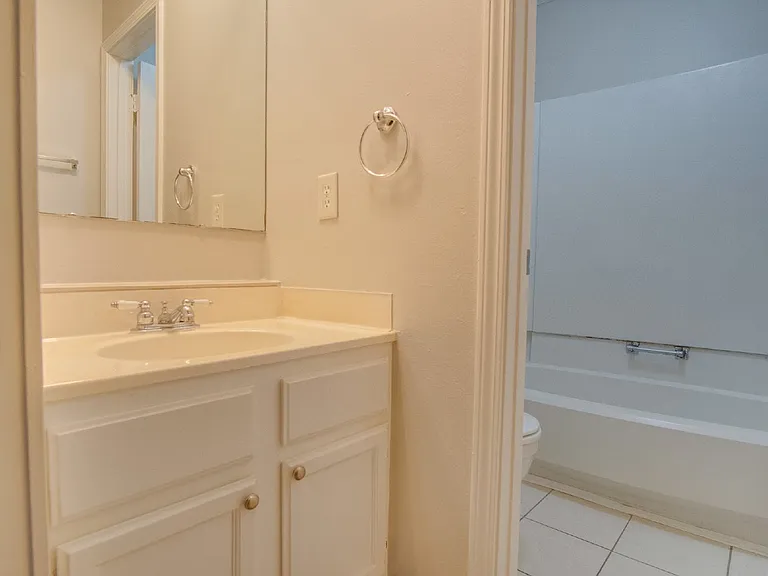 3164 Cedarwood Village Ln — Photo 14