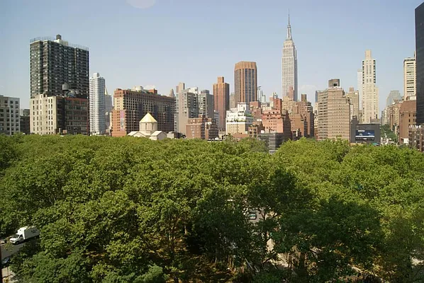 Rented by Town Residential | media 37