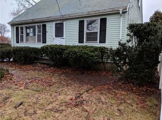 107 Brook Ave, Riverside, RI 02915