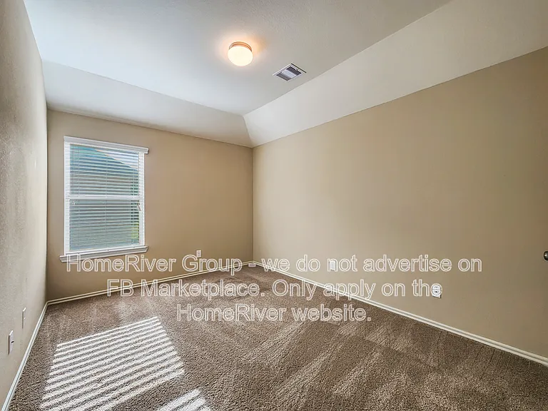 1746 Kilmory Ct — Photo 12