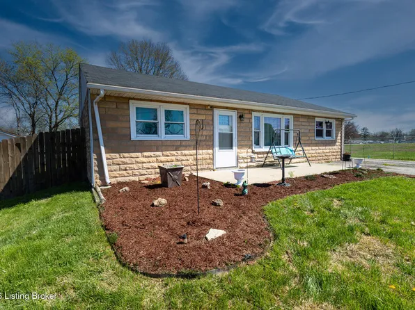 7209 Watson Ln, Louisville, KY 40272