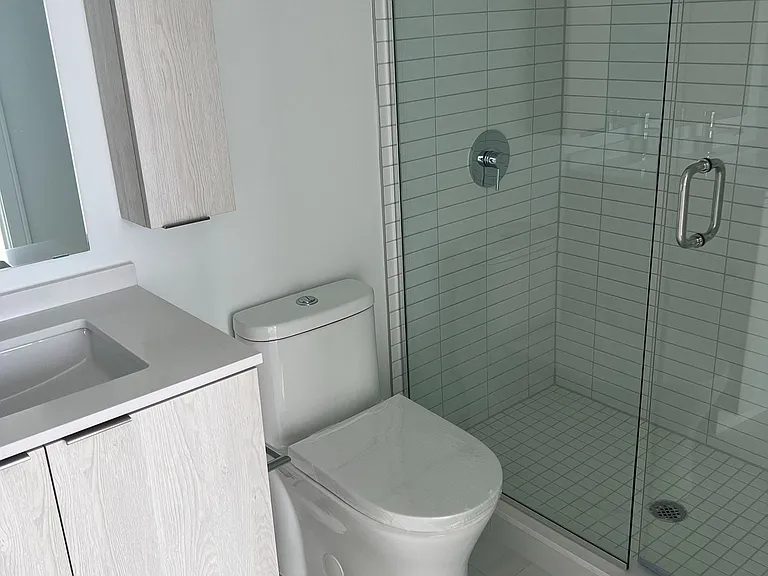 86 Dundas St E #1516 — Photo 16