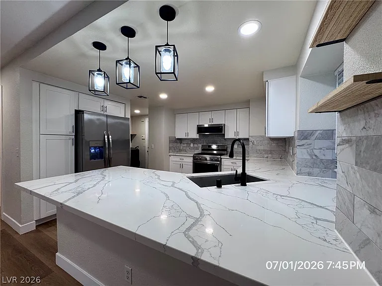 8405 Shady Shores Cir — Photo 5