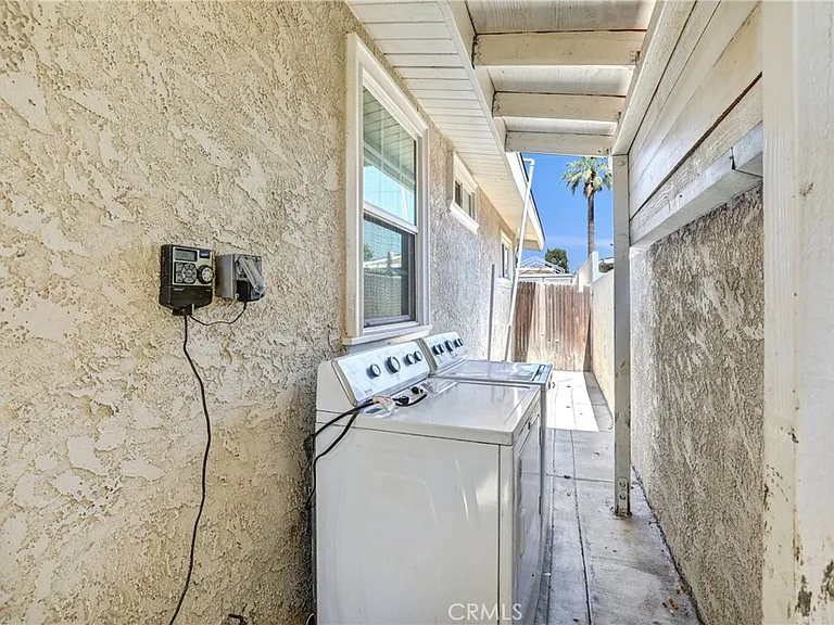 230 N Calvados Ave — Photo 28