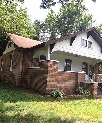 4th image of 616 Vance St NW
