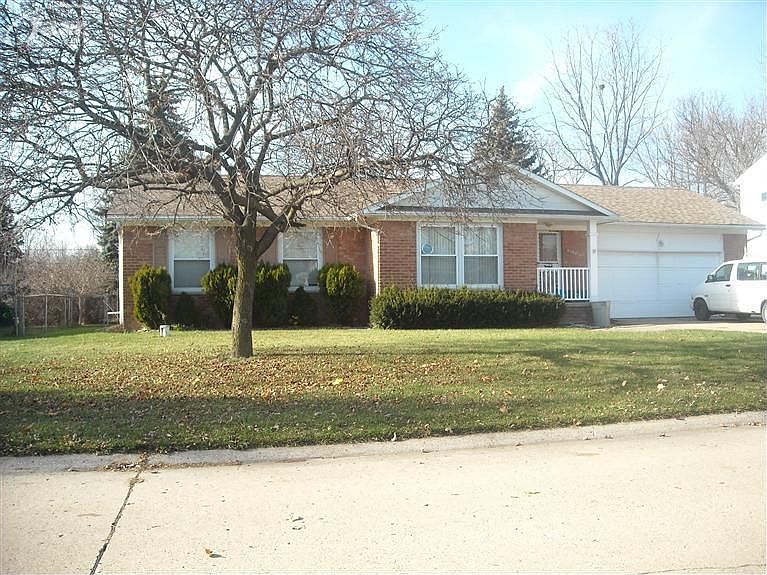 1st image of 4162 Whispering Oak Dr