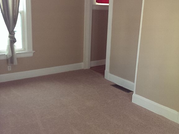 2nd image of 706 Prytania Ave