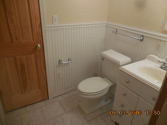 5th image of 4 Cedarcrest Dr Saratoga Spgs #1