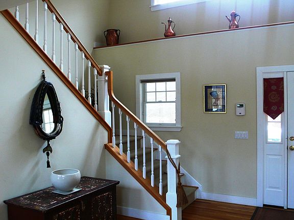 5th image of 10 Talkhouse Walk