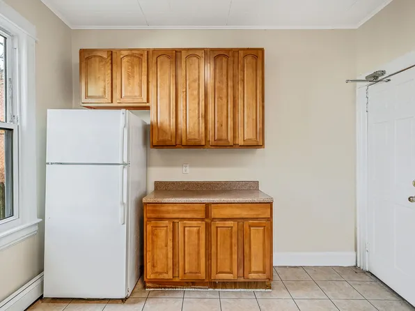 58-07 Maspeth Avenue image 16 of 35