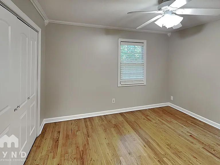 3083 Colonial Way #F — Photo 6