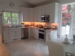 11438 Oak Grove Rd, Grand Haven, MI 49417