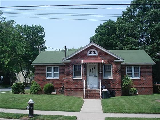 1st image of 166 Byrne Ave