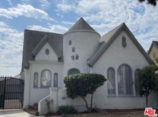 1122 W 80th St, Los Angeles, CA 90044