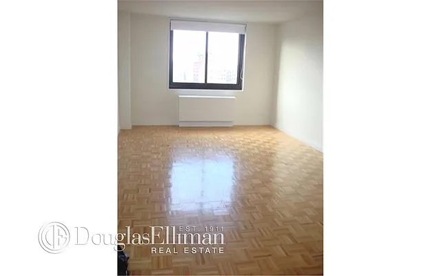 Rented by Douglas Elliman | media 8