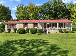 108 Hummingbird Ln, Dickson, TN 37055