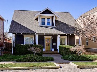 452 SW B St, Bentonville, AR 72712