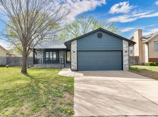 1823 S Red Oaks St, Wichita, KS 67207