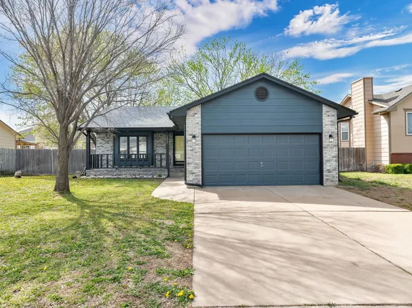 1823 S Red Oaks St, Wichita, KS 67207