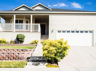 5129 Cherry Blossom Ln, Klamath Falls, OR 97601