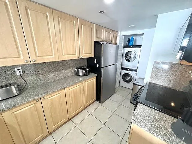 1717 N Bayshore Dr #A-1450 — Photo 14