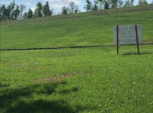 105 Midway Dr, River Ridge, LA 70123