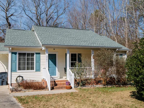 5741 Presentation St, Knightdale, NC 27545