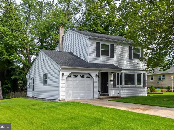 210 Morris Ave, Sewell, NJ 08080