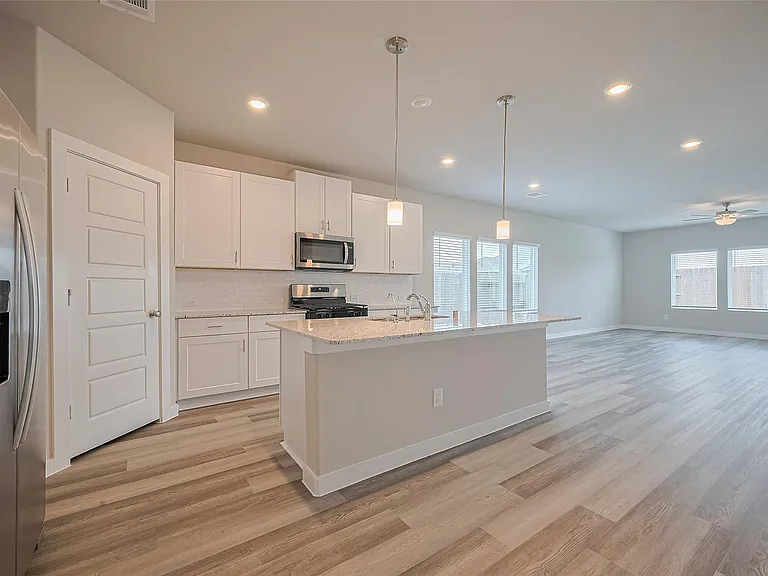 18818 Frost Ridge Dr — Photo 4