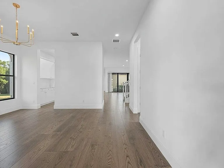 6020 Curie Pl — Photo 10